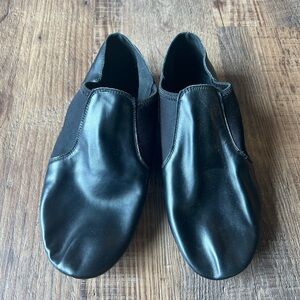 Women’s jazz shoes